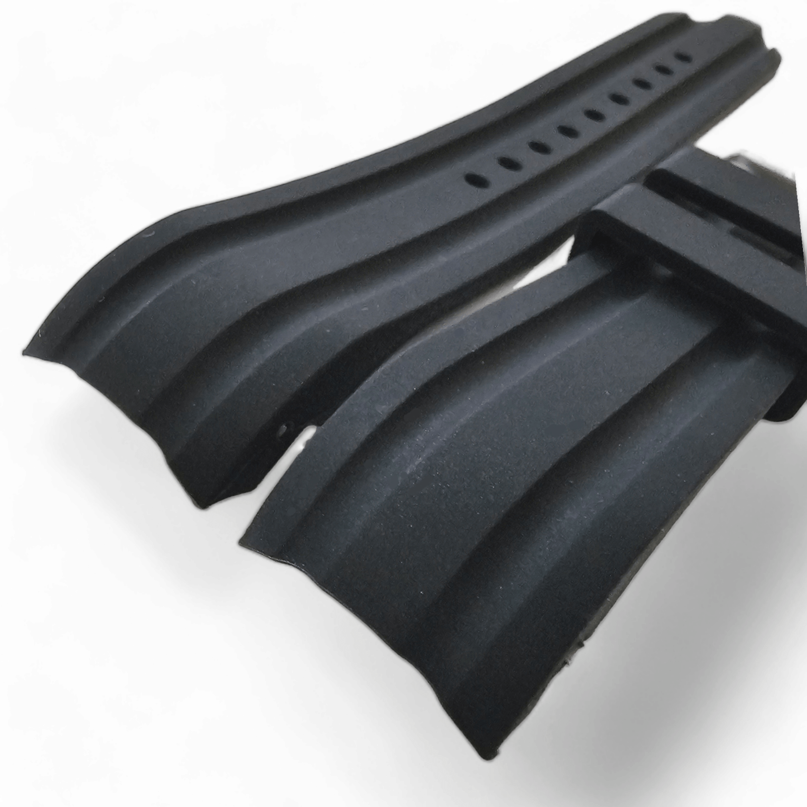 Curved End Silicone Rubber Watch Strap 18mm 20mm 22mm 24mm Black - Wrist Envy