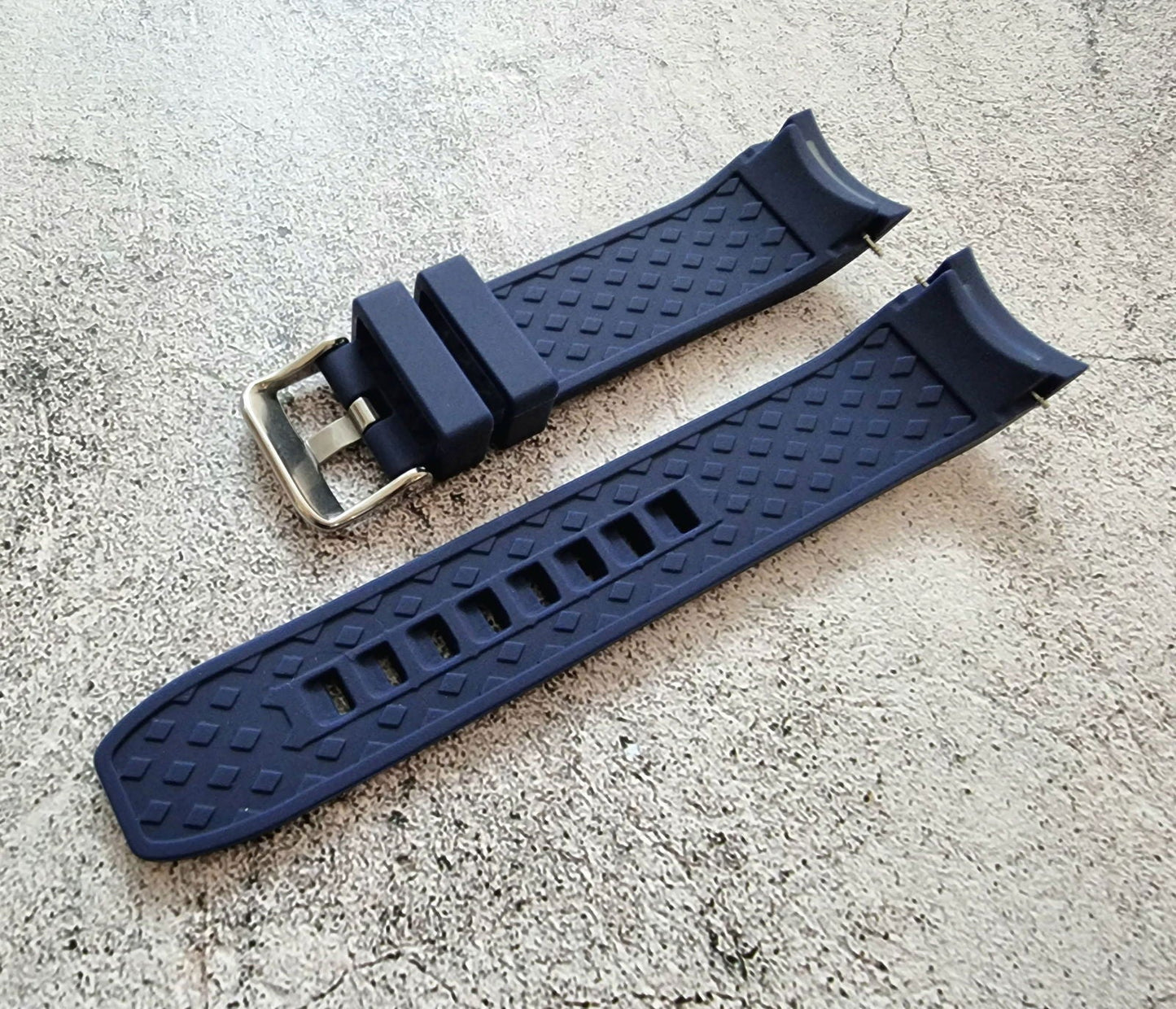Curved End Silicone Rubber Watch Strap Band 22mm Black Grey Orange Blue - Wrist Envy