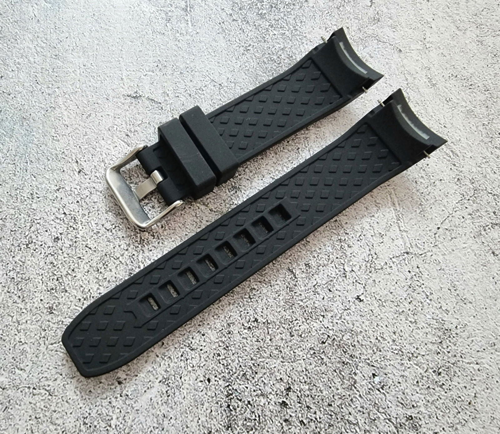 Curved End Silicone Rubber Watch Strap Band 22mm Black Grey Orange Blue - Wrist Envy