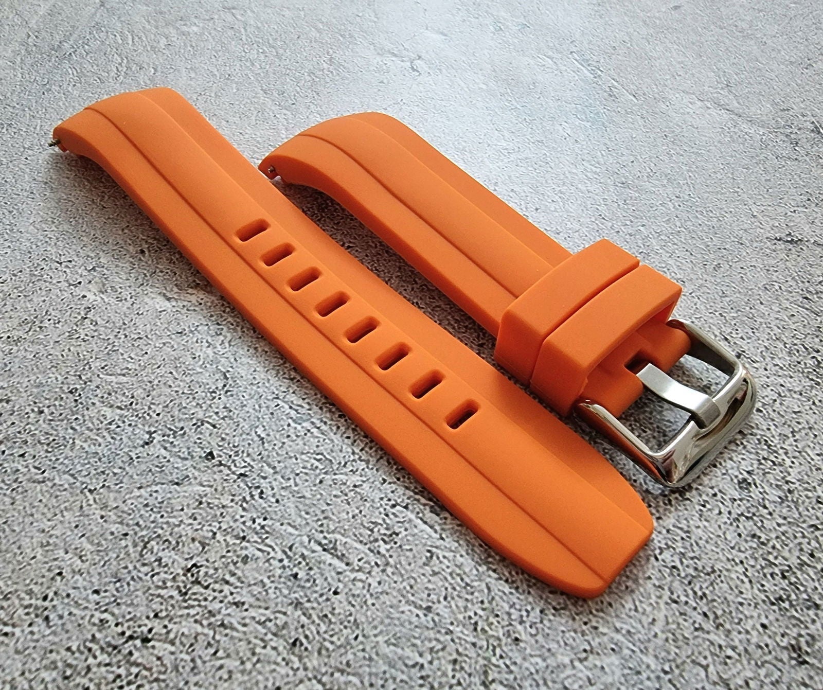 Curved End Silicone Rubber Watch Strap Band 22mm Black Grey Orange Blue - Wrist Envy