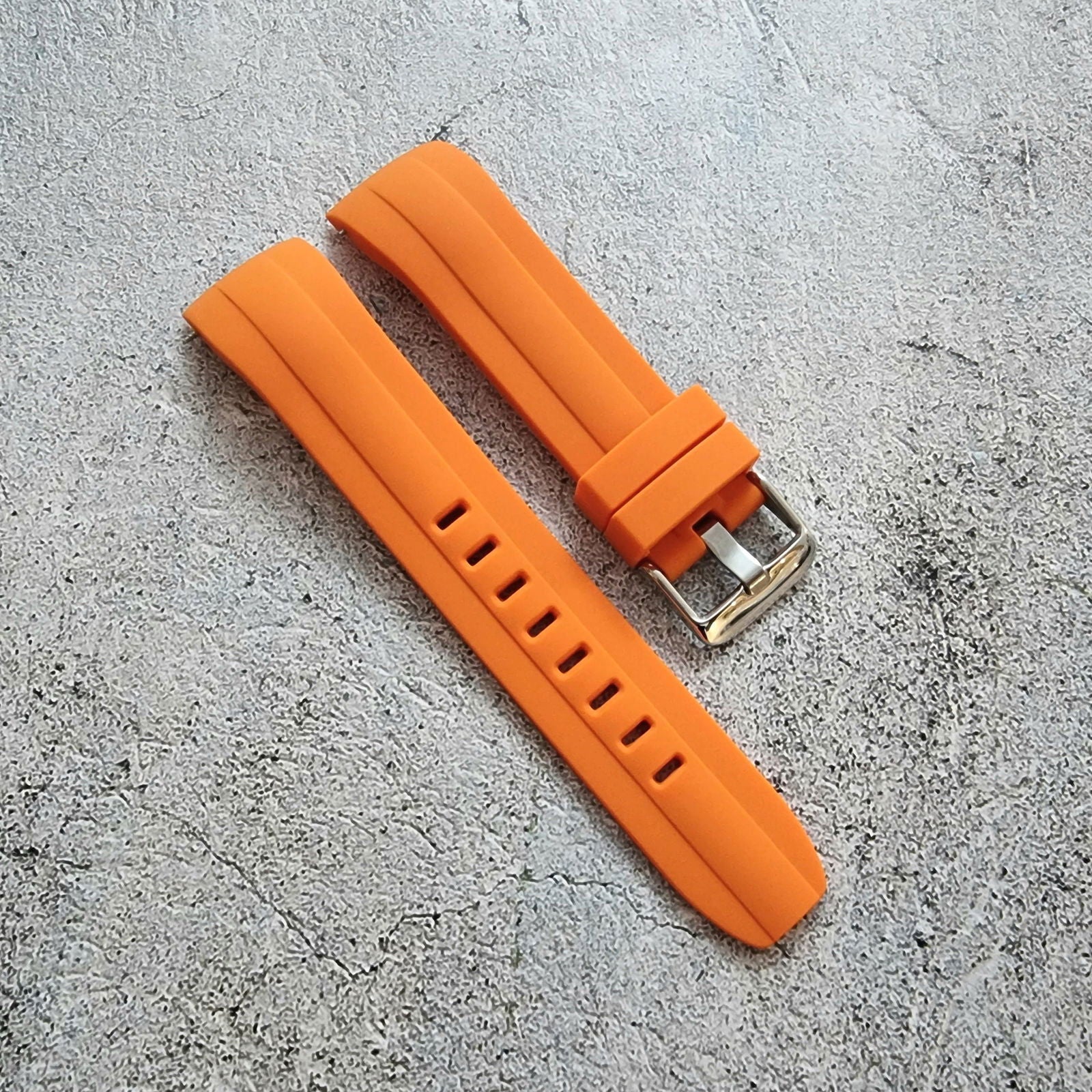 Curved End Silicone Rubber Watch Strap Band 22mm Black Grey Orange Blue - Wrist Envy