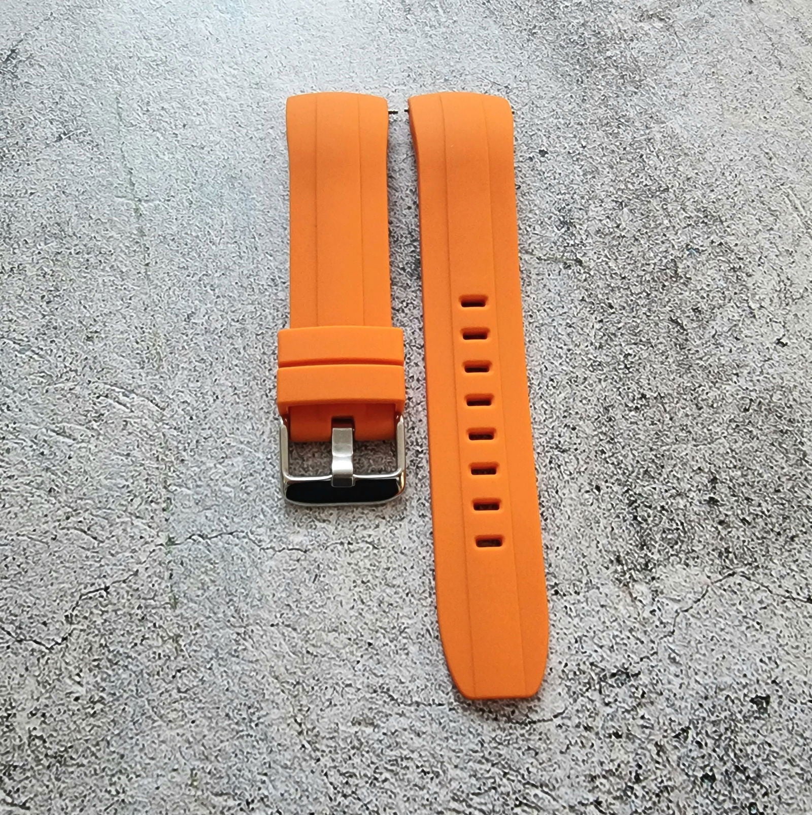 Curved End Silicone Rubber Watch Strap Band 22mm Black Grey Orange Blue - Wrist Envy
