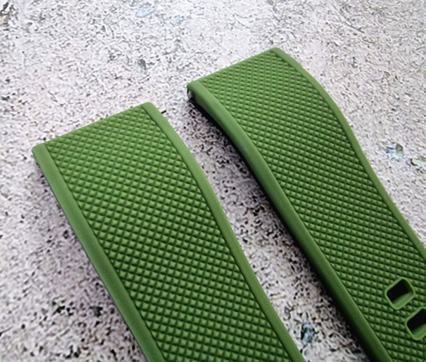 Elite Silicone Watch Strap Band 20mm 22mm - Wrist Envy