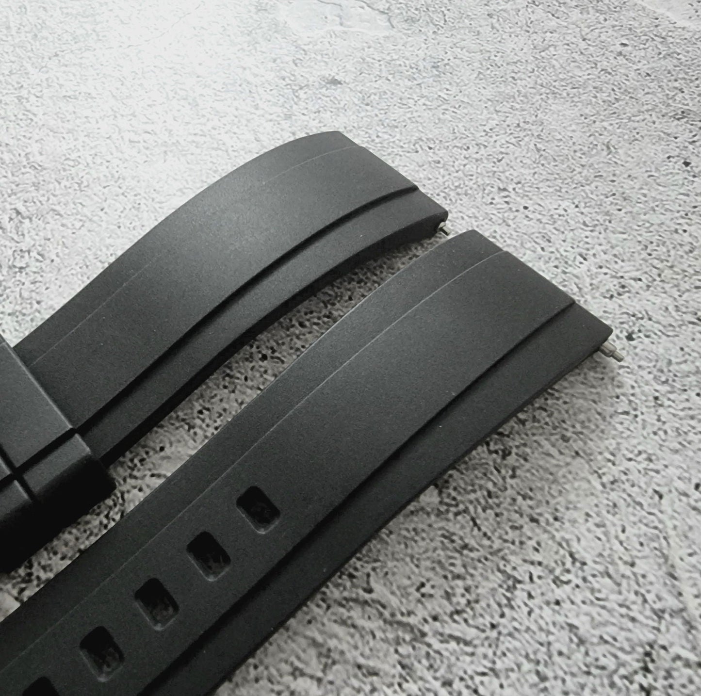 FKM Rubber Divers Watch Strap 20mm 22mm 24mm Black - Wrist Envy