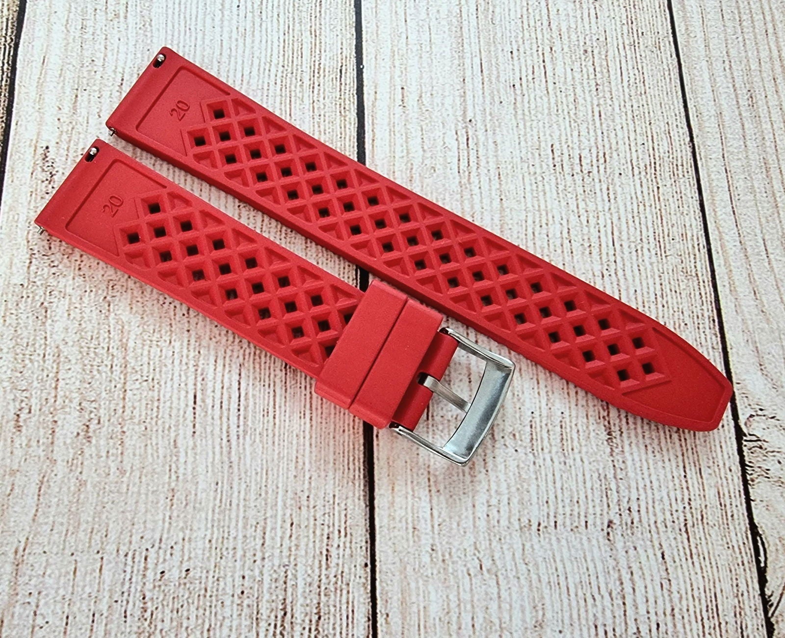 FKM Rubber Honeycomb Divers Watch Strap Band 20mm 22mm Red - Wrist Envy