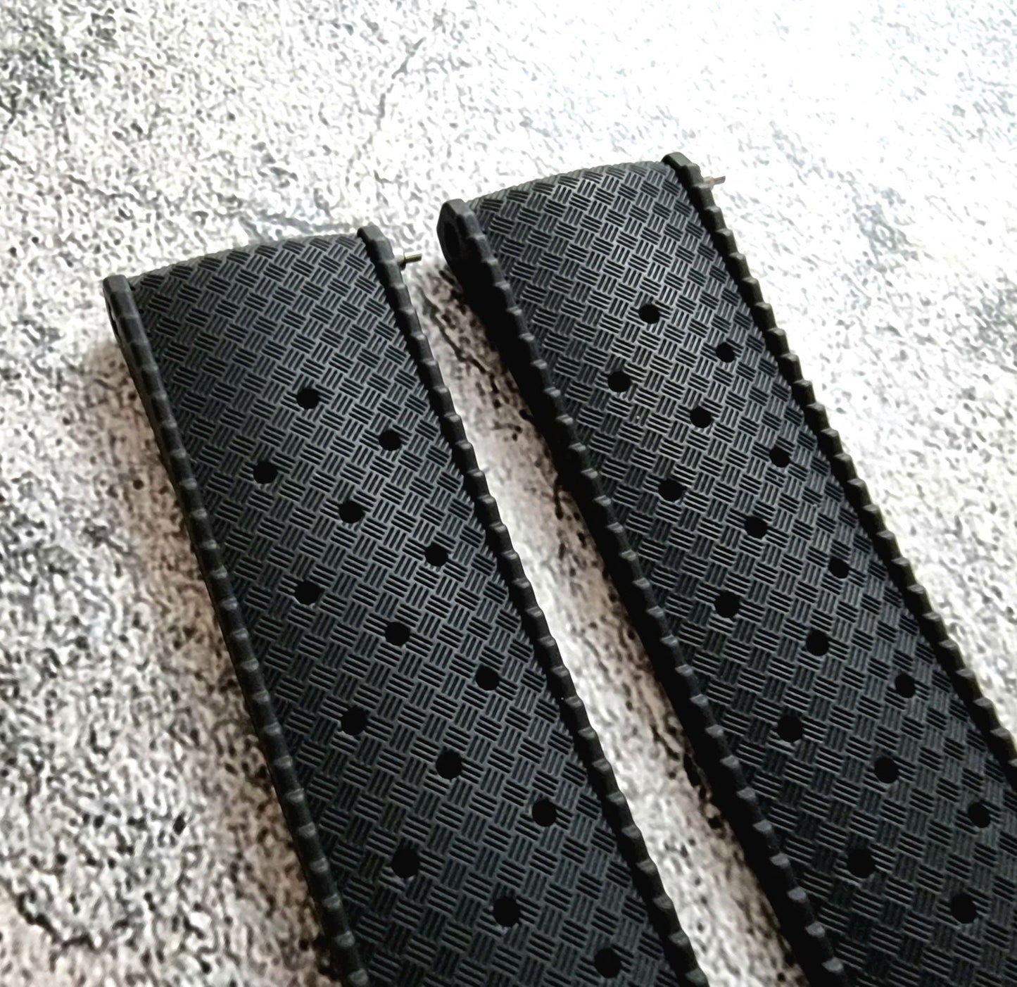 FKM Rubber Tropical Divers High Quality Watch Strap Band 20mm 22mm Black - Wrist Envy