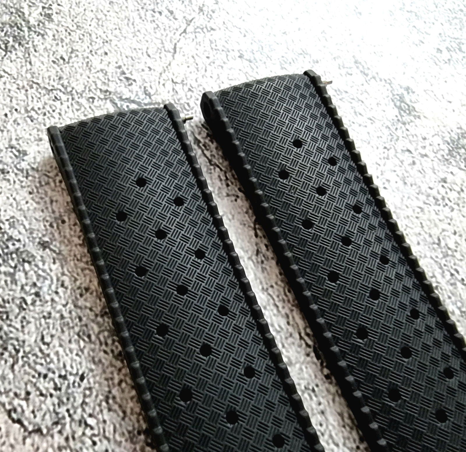 FKM Rubber Tropical Divers High Quality Watch Strap Band 20mm 22mm Black - Wrist Envy