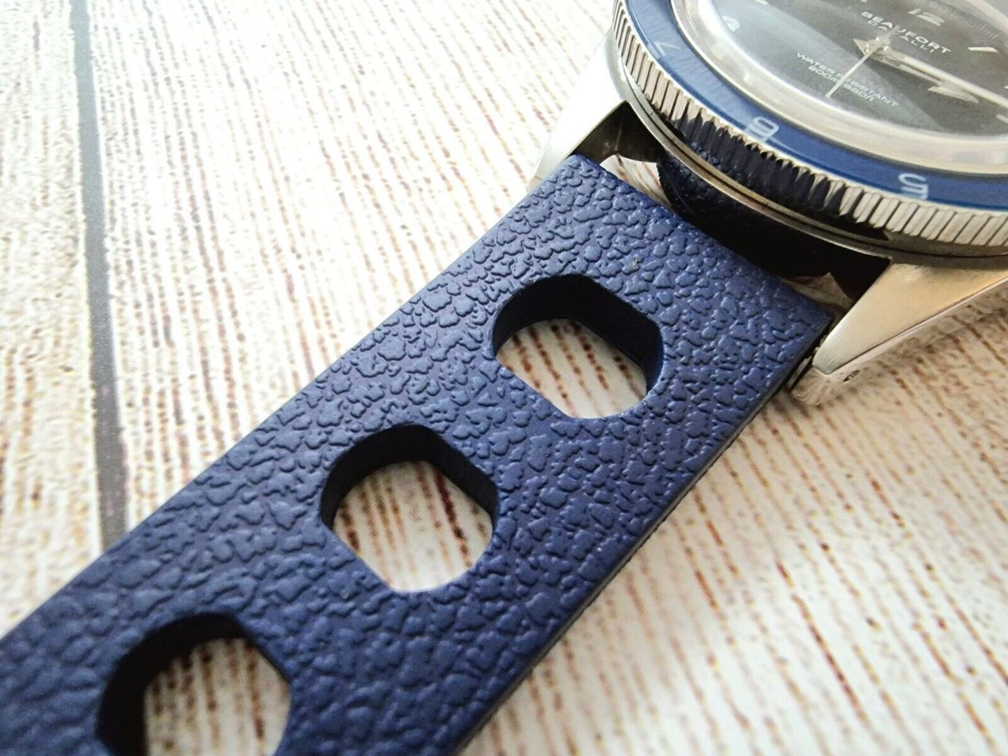 FKM Rubber Tropical Retro Divers Watch Strap Band 20mm 22mm - Wrist Envy