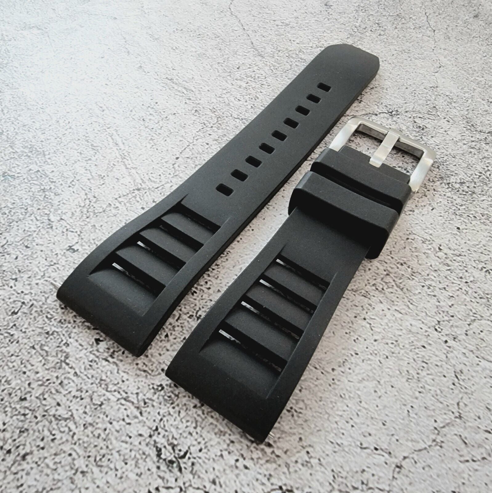 FKM Rubber Vented Divers Watch Strap Band 20mm 22mm - Wrist Envy