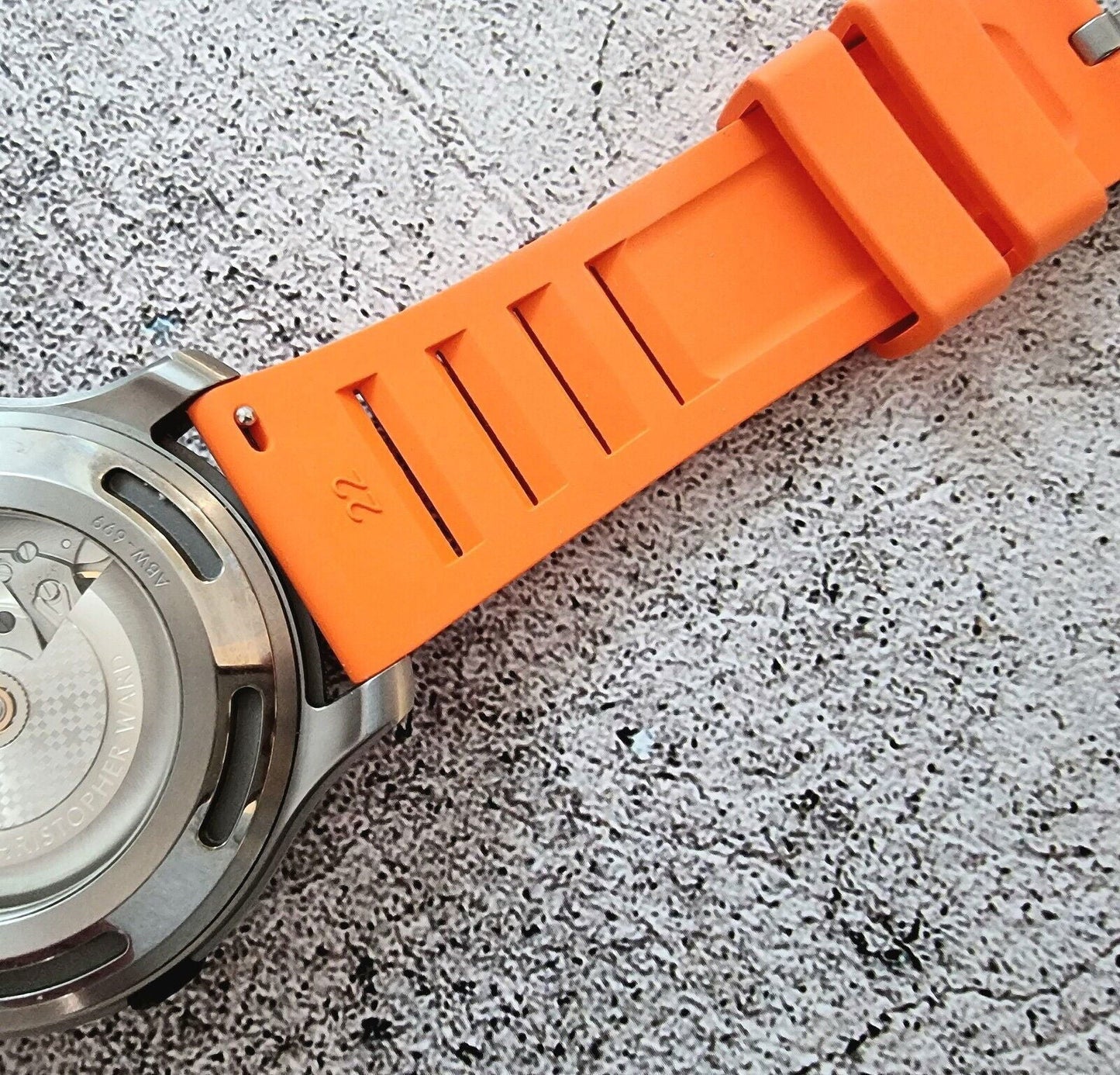 FKM Rubber Vented Divers Watch Strap Band 20mm 22mm - Wrist Envy