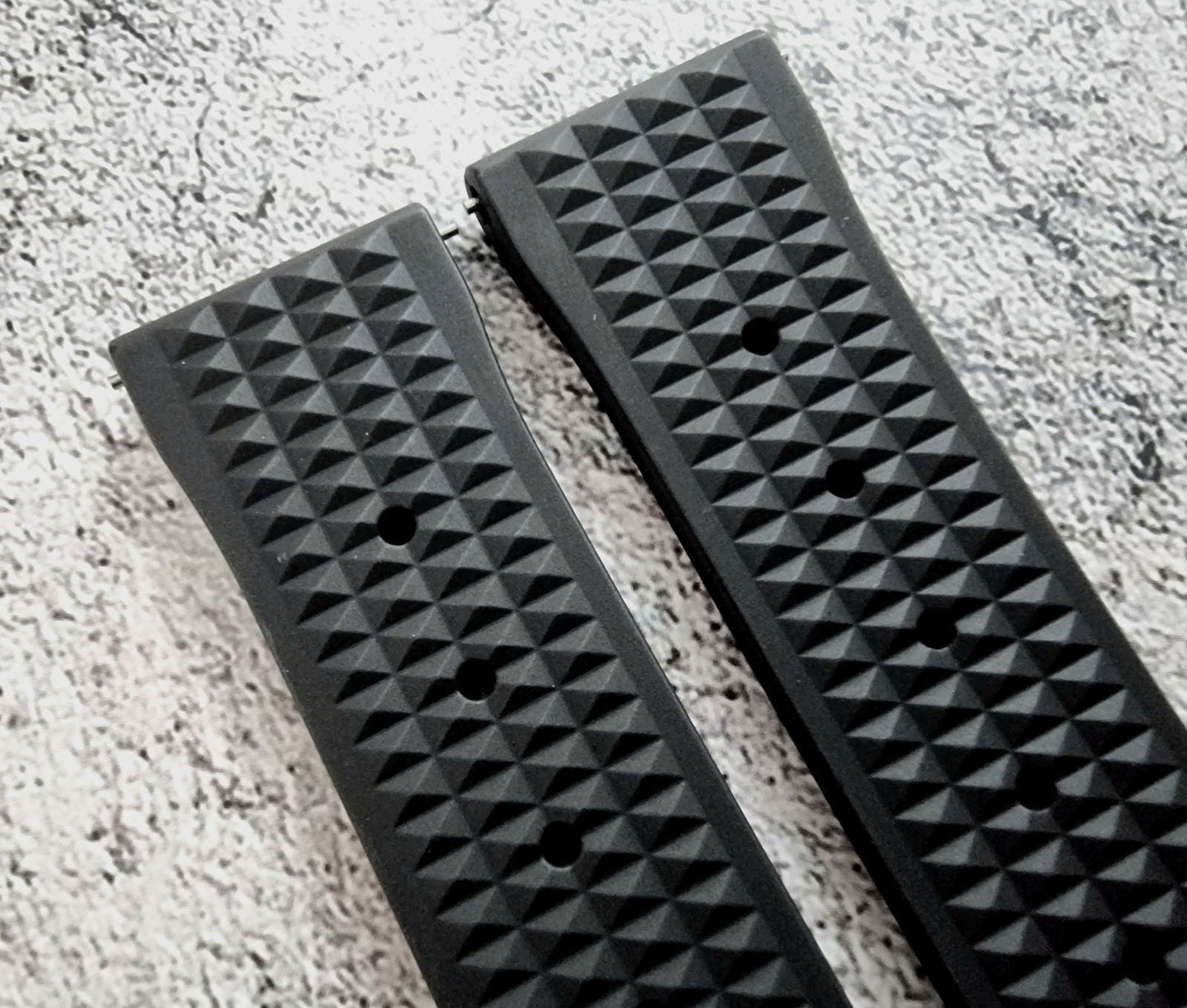 FKM Rubber Waffle Divers High Quality Watch Strap Band 20mm 22mm Black - Wrist Envy