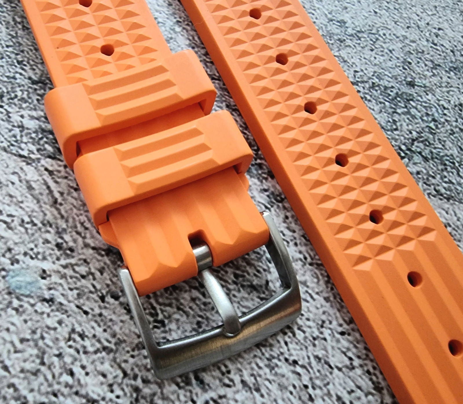 FKM Rubber Waffle Divers High Quality Watch Strap Band 20mm 22mm Orange - Wrist Envy