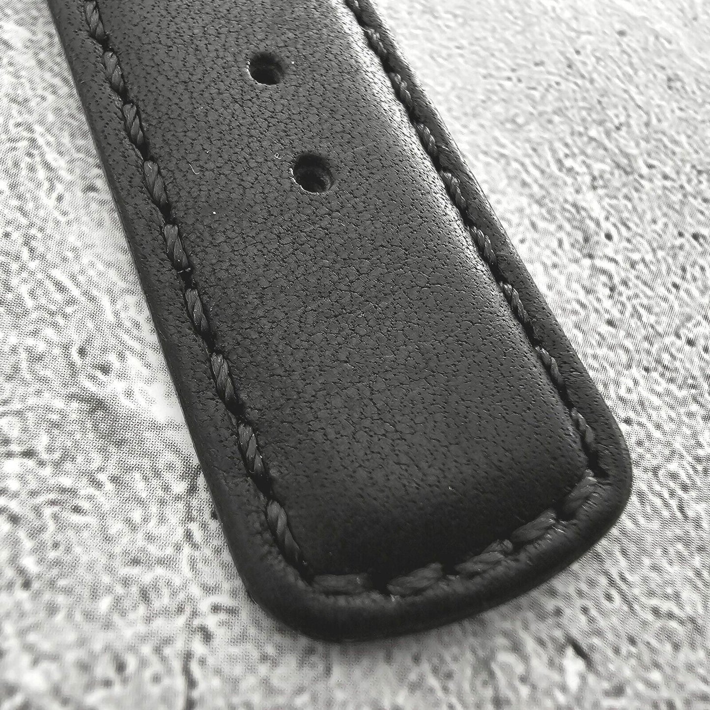 Horween Dublin Leather Watch Strap 20mm 22mm Black - Wrist Envy
