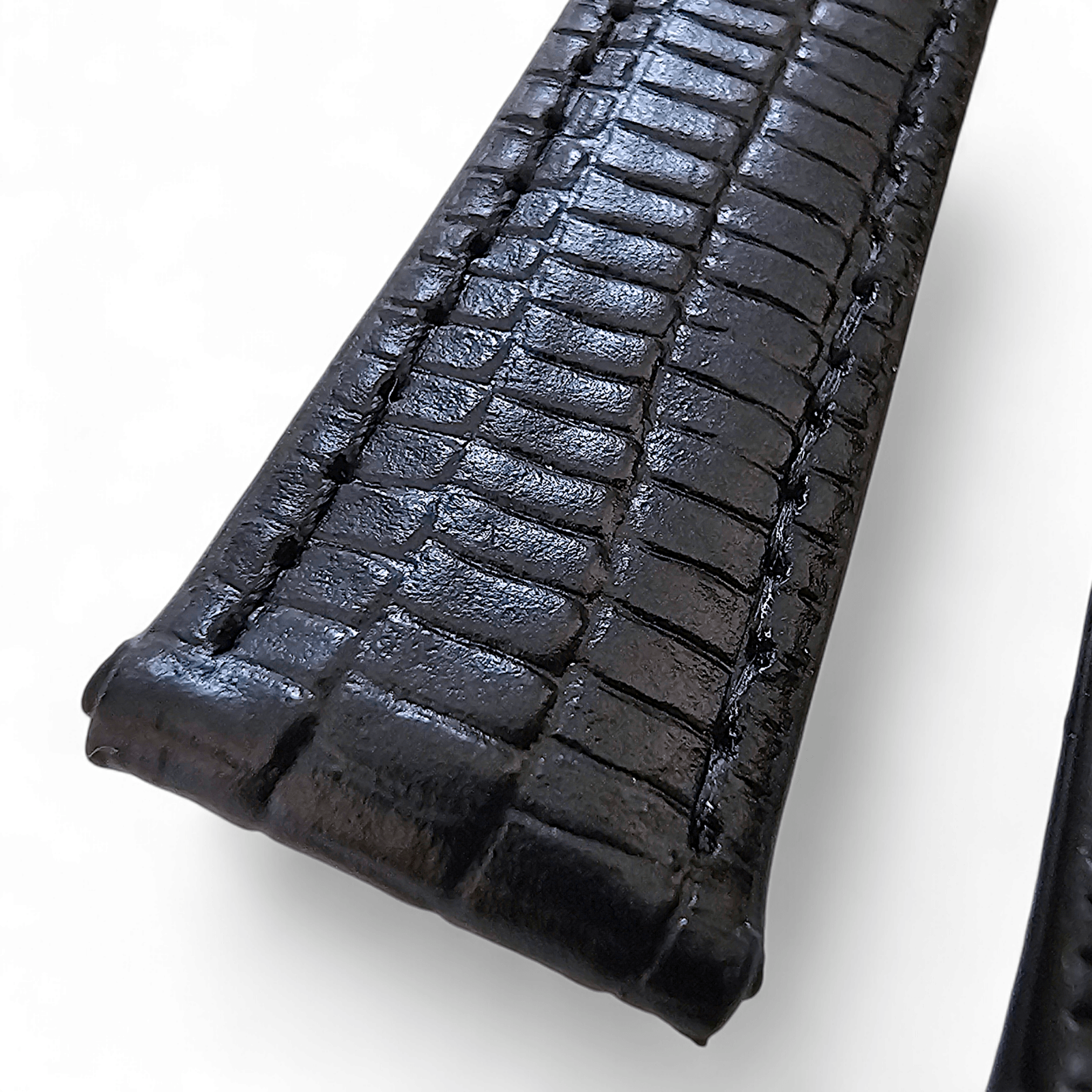 Luxury Leather Lizard Grain Watch Strap 20mm Black - Wrist Envy