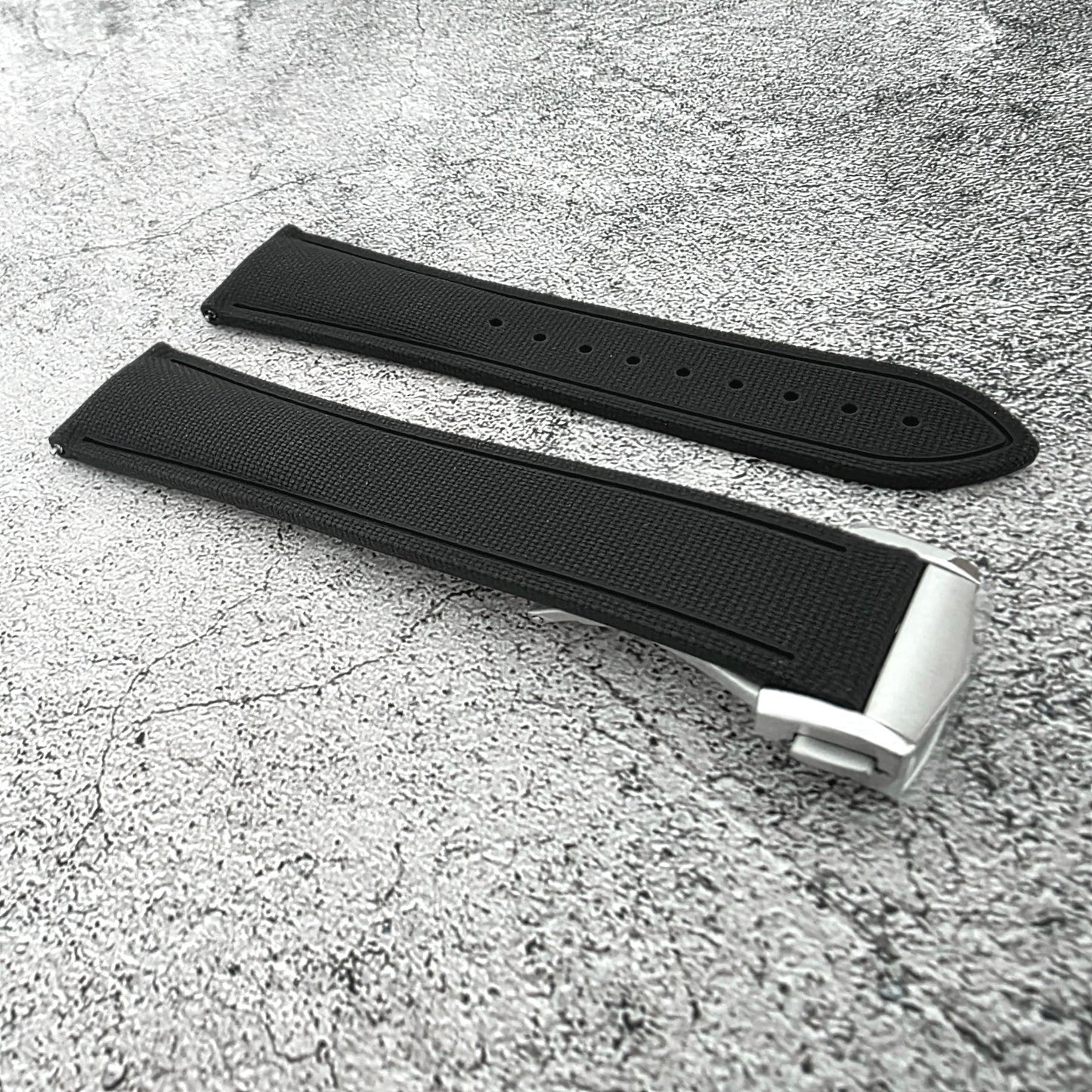 Marine Pro Deploy FKM Rubber Watch Strap 20mm 21mm 22mm Black - Wrist Envy