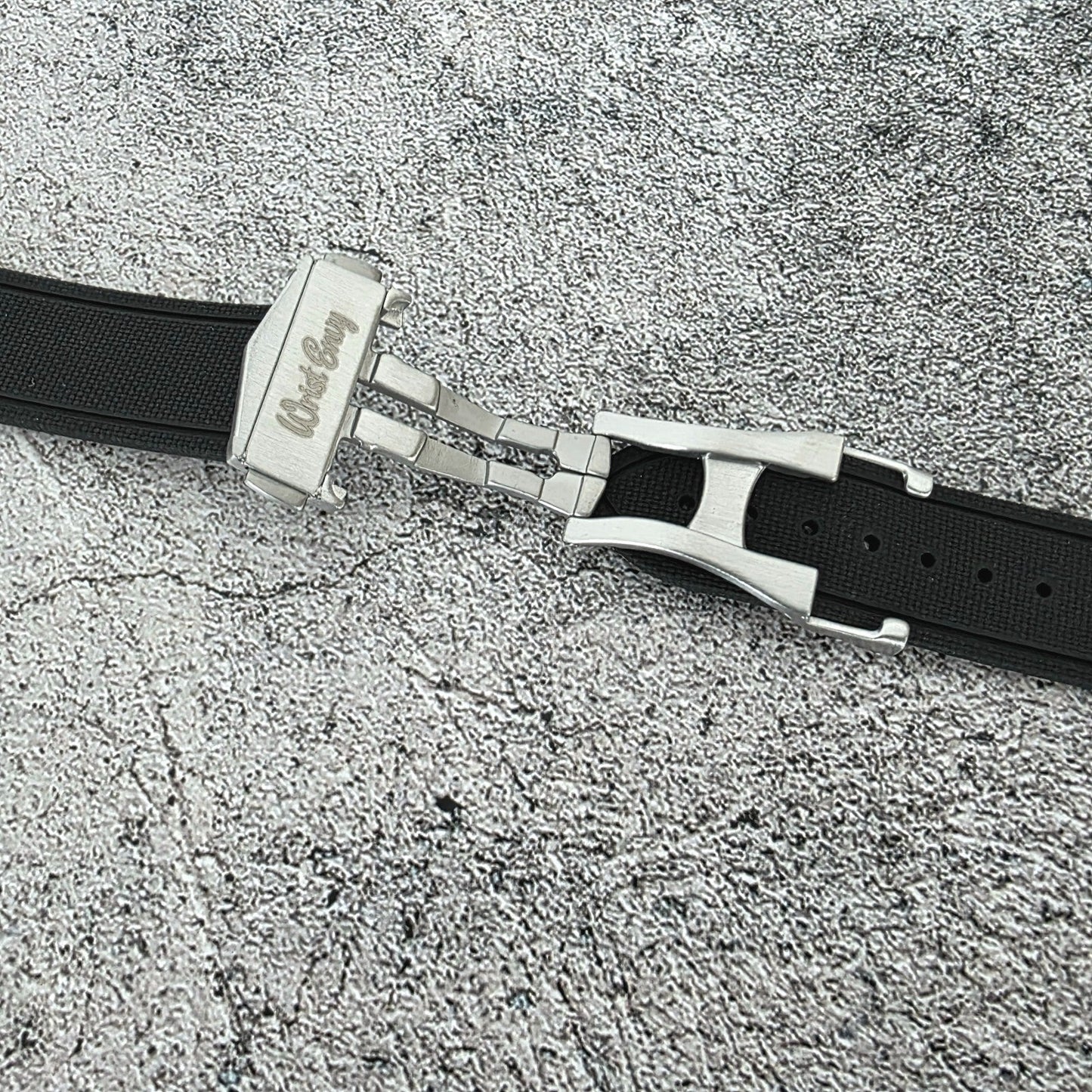 Marine Pro Deploy FKM Rubber Watch Strap 20mm 21mm 22mm Black - Wrist Envy