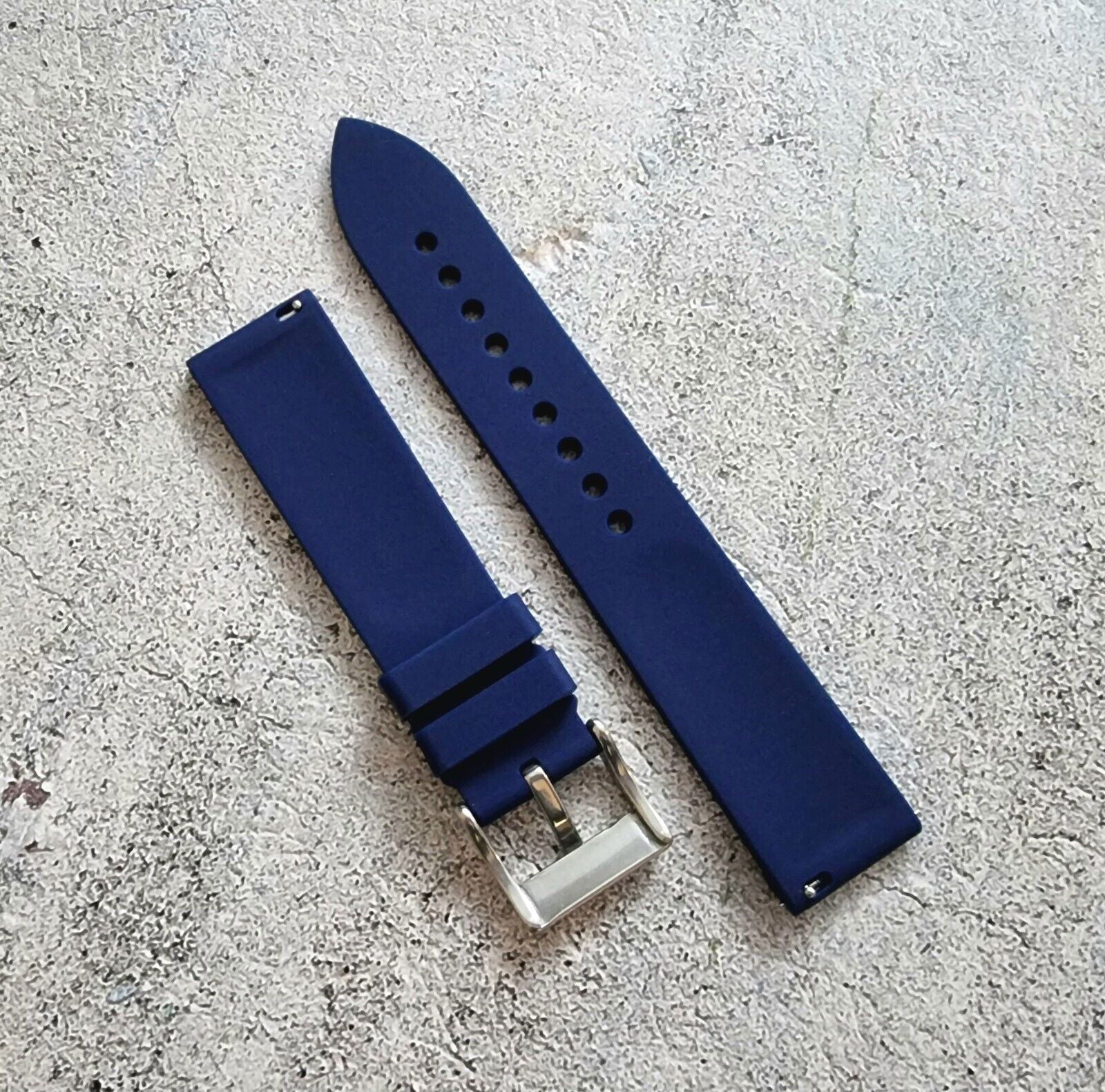 Silicone Rubber Watch Strap Band 22mm Blue - Wrist Envy