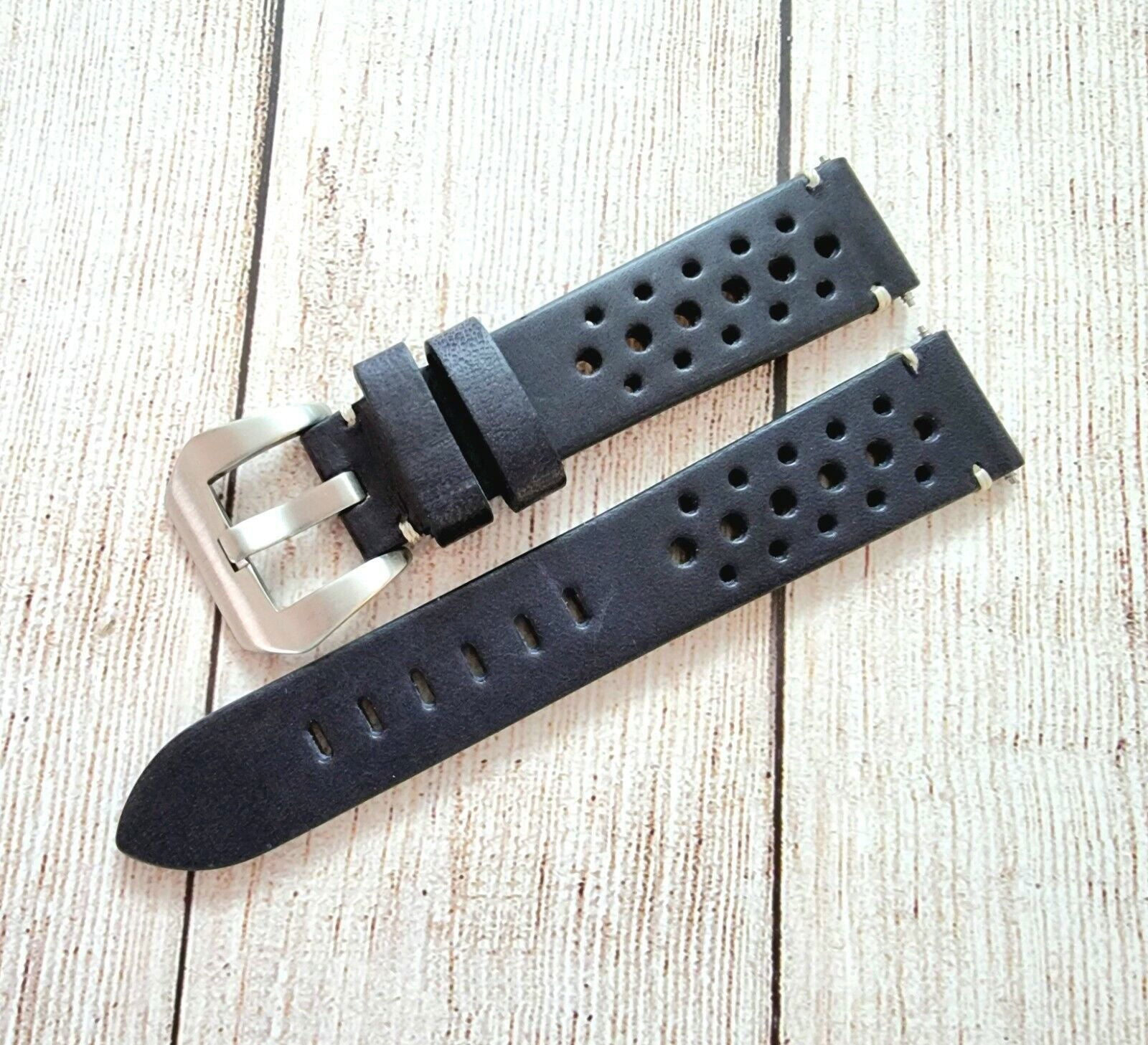 Top Grain Leather Rally Watch Strap 20mm 22mm 24mm - Wrist Envy