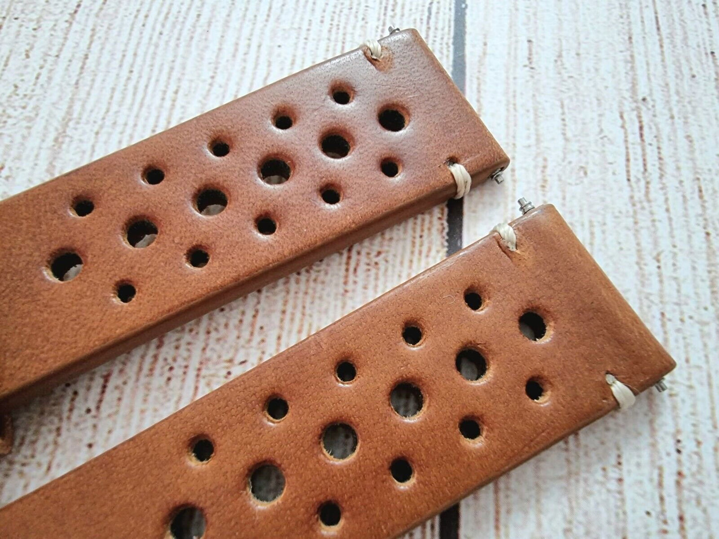 Top Grain Leather Rally Watch Strap 20mm 22mm 24mm - Wrist Envy