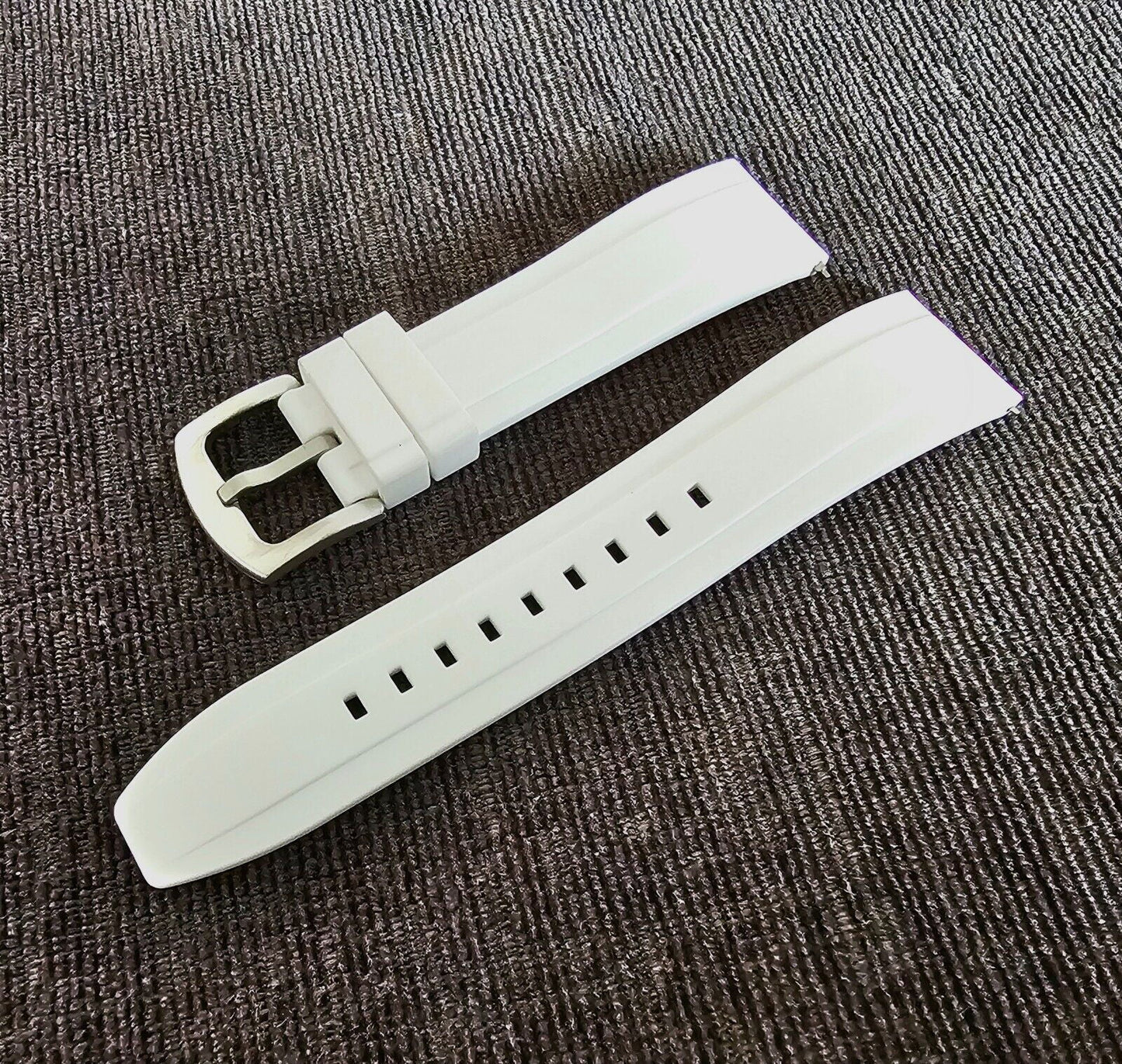 Watch Strap Band Silicone Rubber 22mm White Mens Divers Replacement Waterproof - Wrist Envy