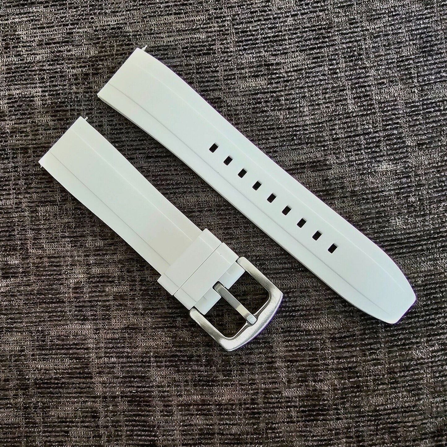 Watch Strap Band Silicone Rubber 22mm White Mens Divers Replacement Waterproof - Wrist Envy