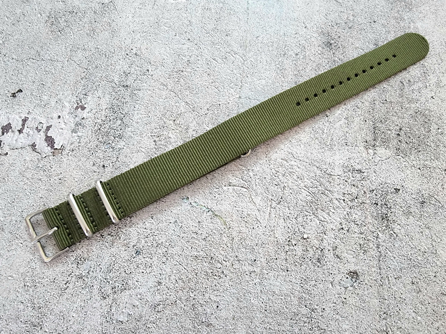 Nylon NATO Watch Strap Band Army Green 18mm 20mm 22mm