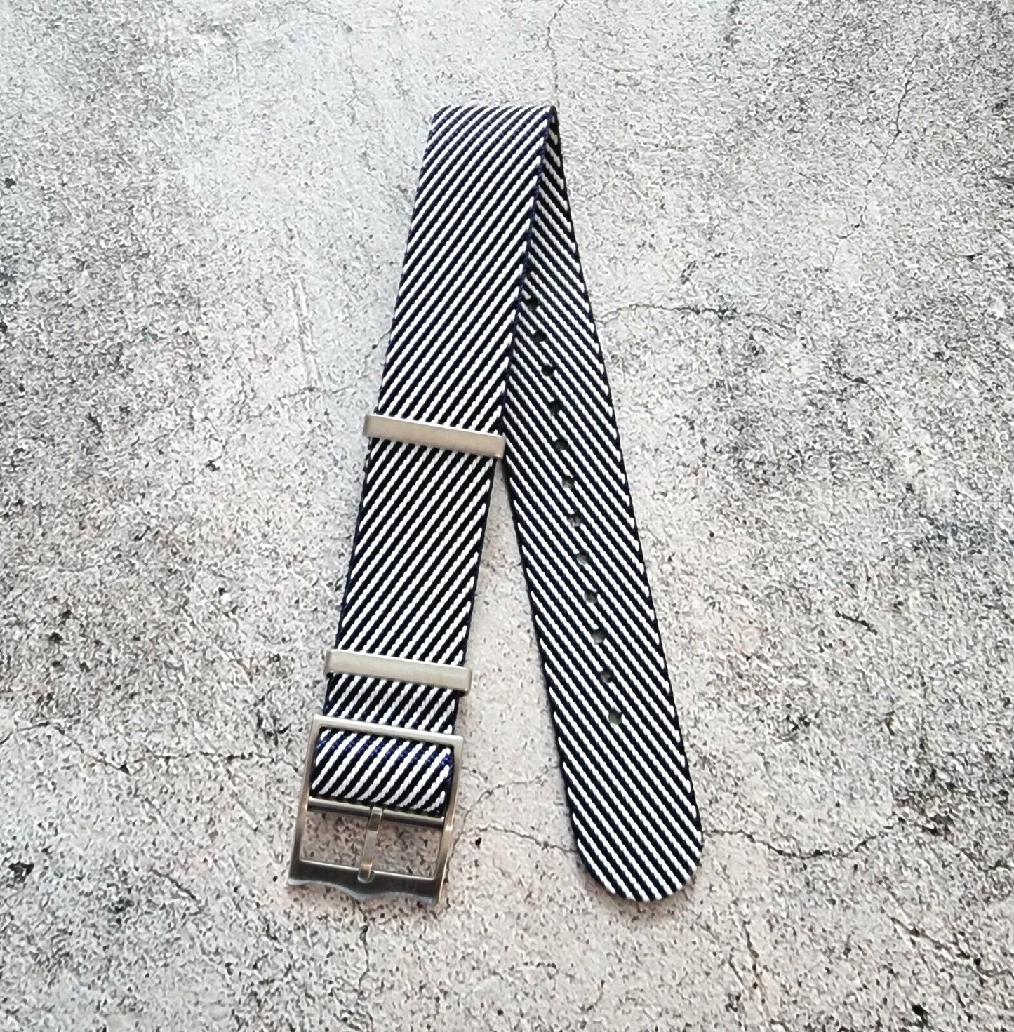 Tudor Style Buckle Nylon NATO Watch Strap 20mm 22mm