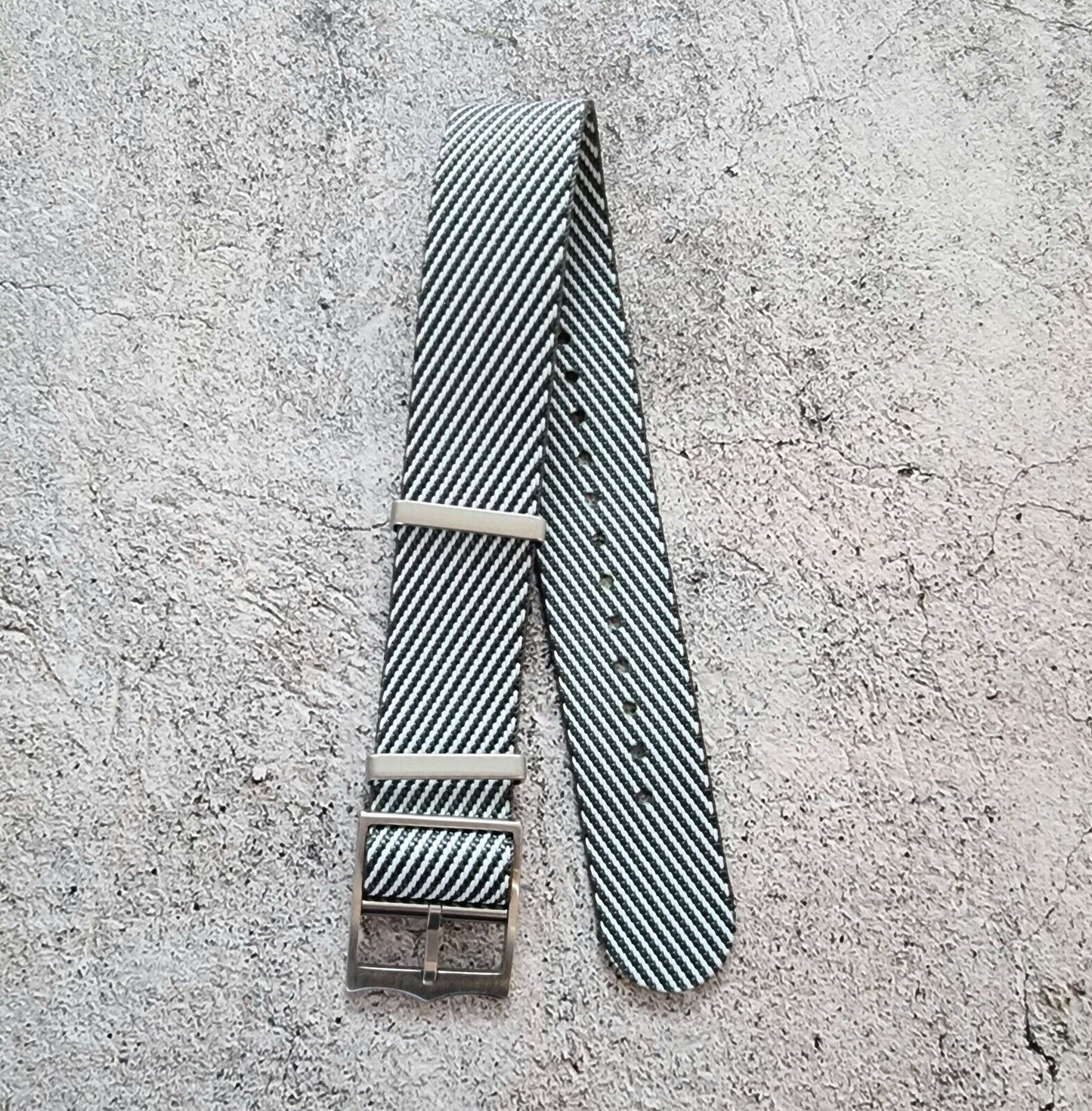 Tudor Style Buckle Nylon NATO Watch Strap 20mm 22mm