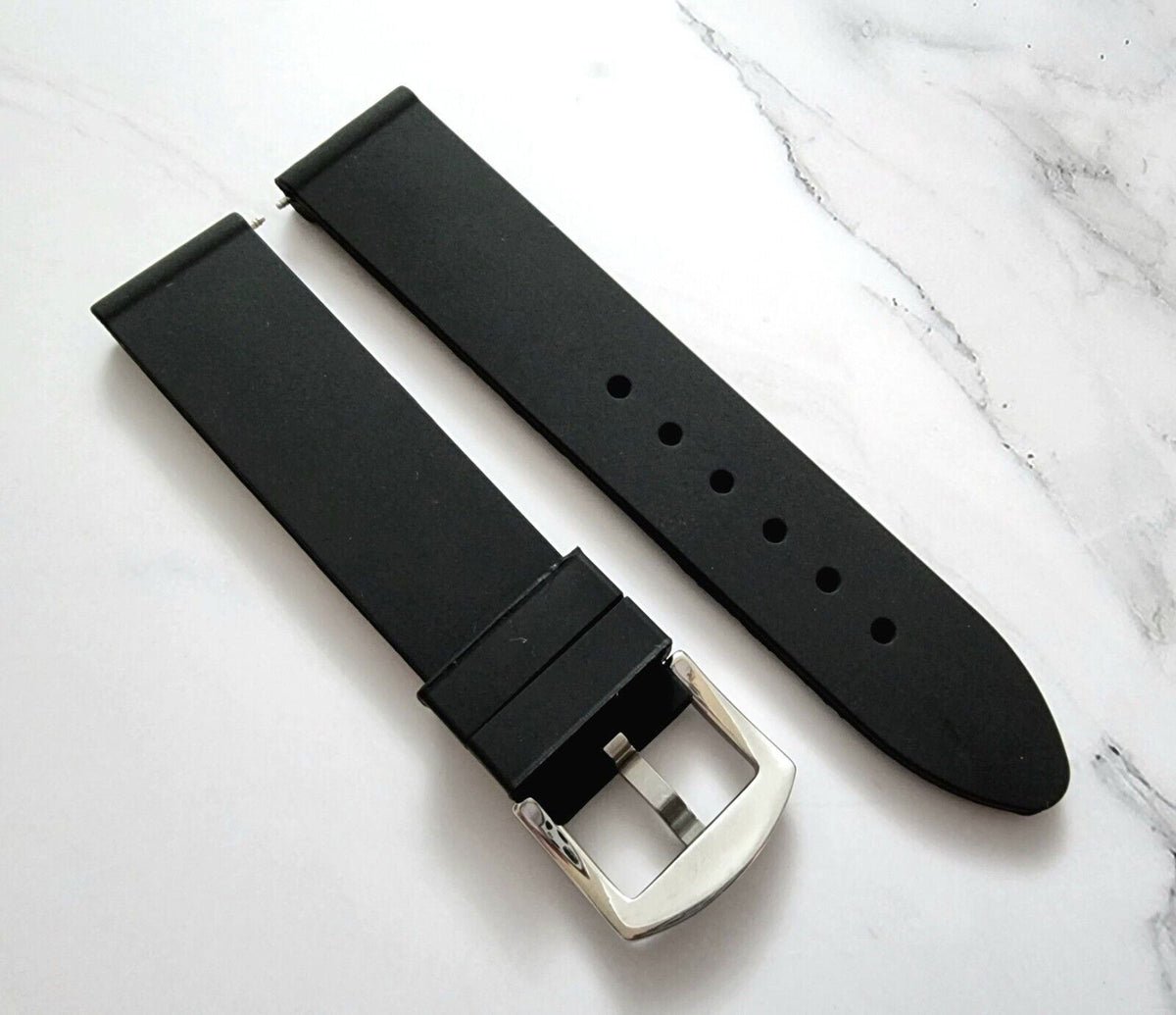 Tyre Tread Silicone Rubber Watch Strap Band 18mm 20mm 22mm 24mm Black With Pins - Wrist Envy