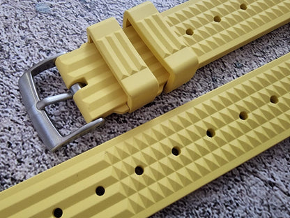 FKM Rubber Watch Strap Band Waffle 22mm Yellow - Wrist Envy