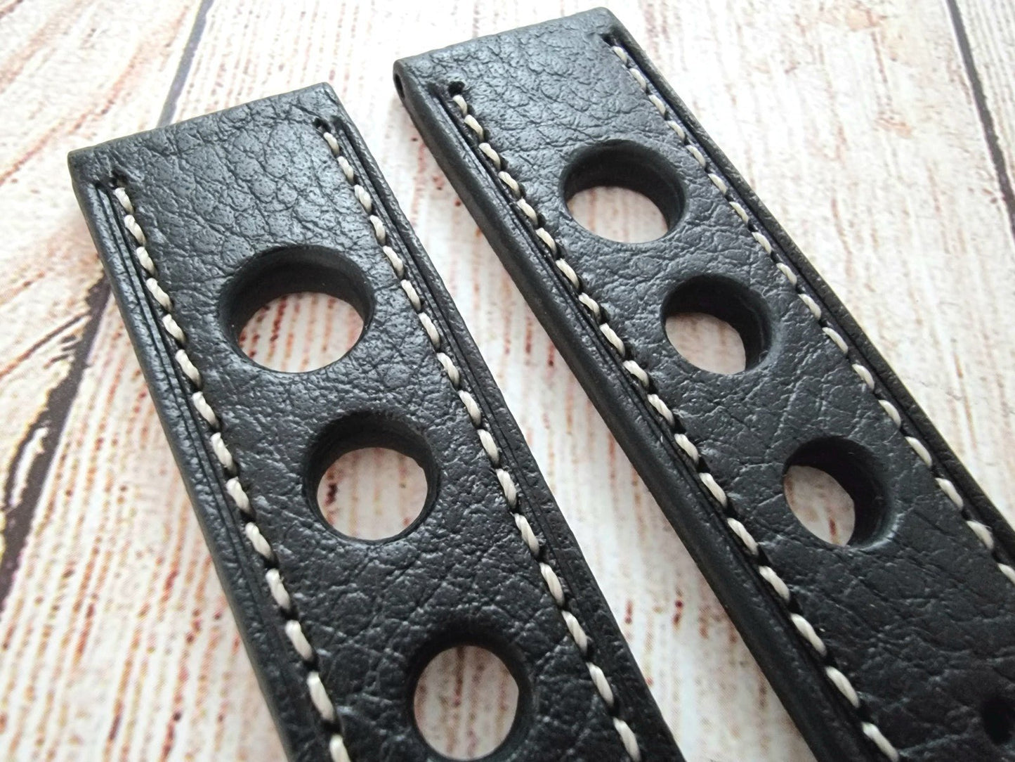 Leather Rally Racing Watch Strap 22mm Black - Wrist Envy