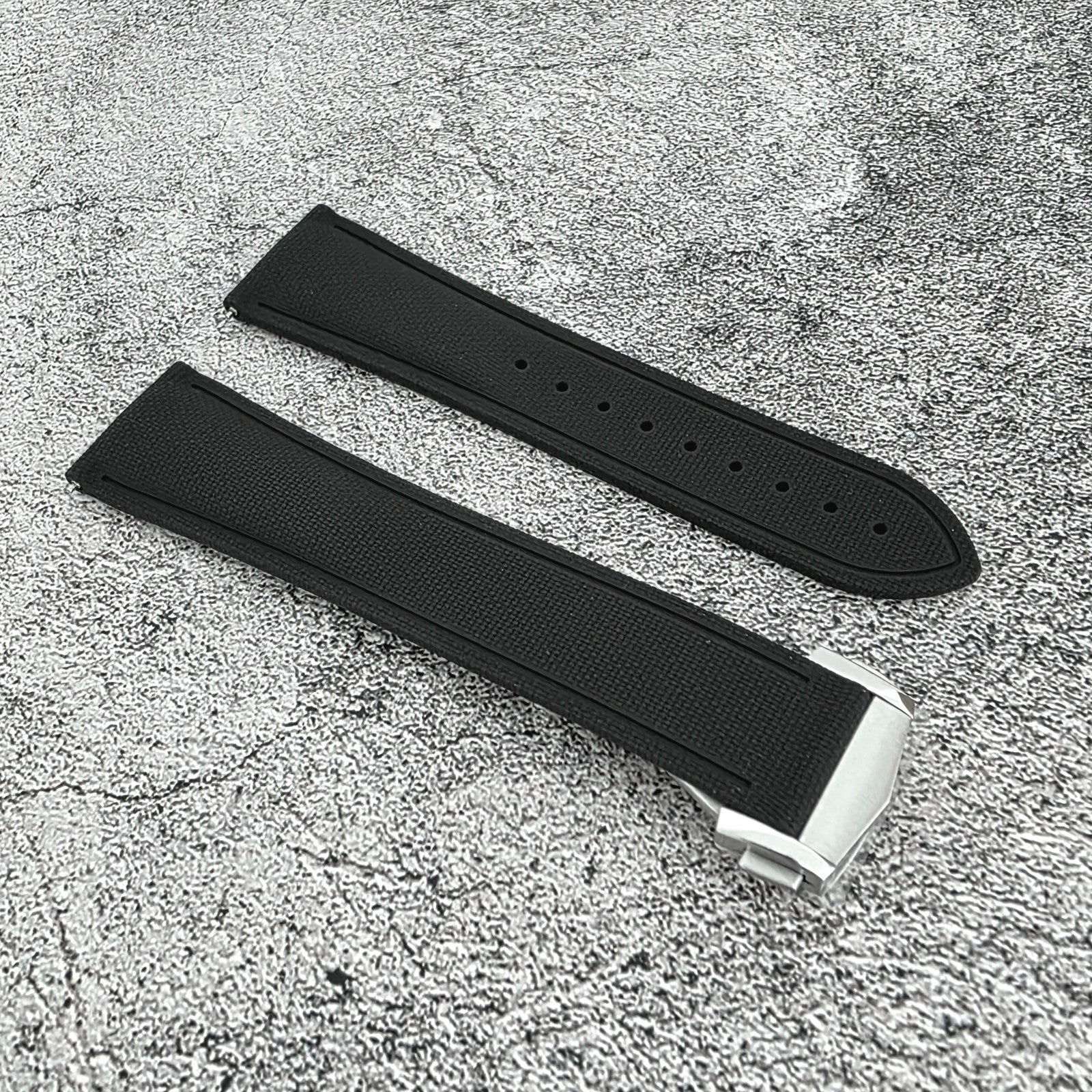 Marine Pro Deploy FKM Rubber Watch Strap 20mm 21mm 22mm Black - Wrist Envy