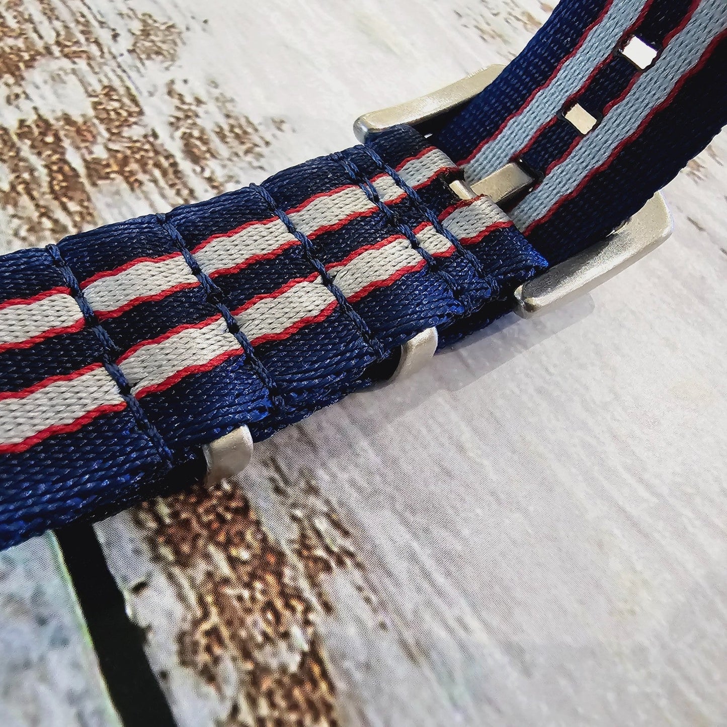 Nylon Military Watch Strap Band One Piece G10 MOD Divers Mens 22mm Blue Red Grey - Wrist Envy