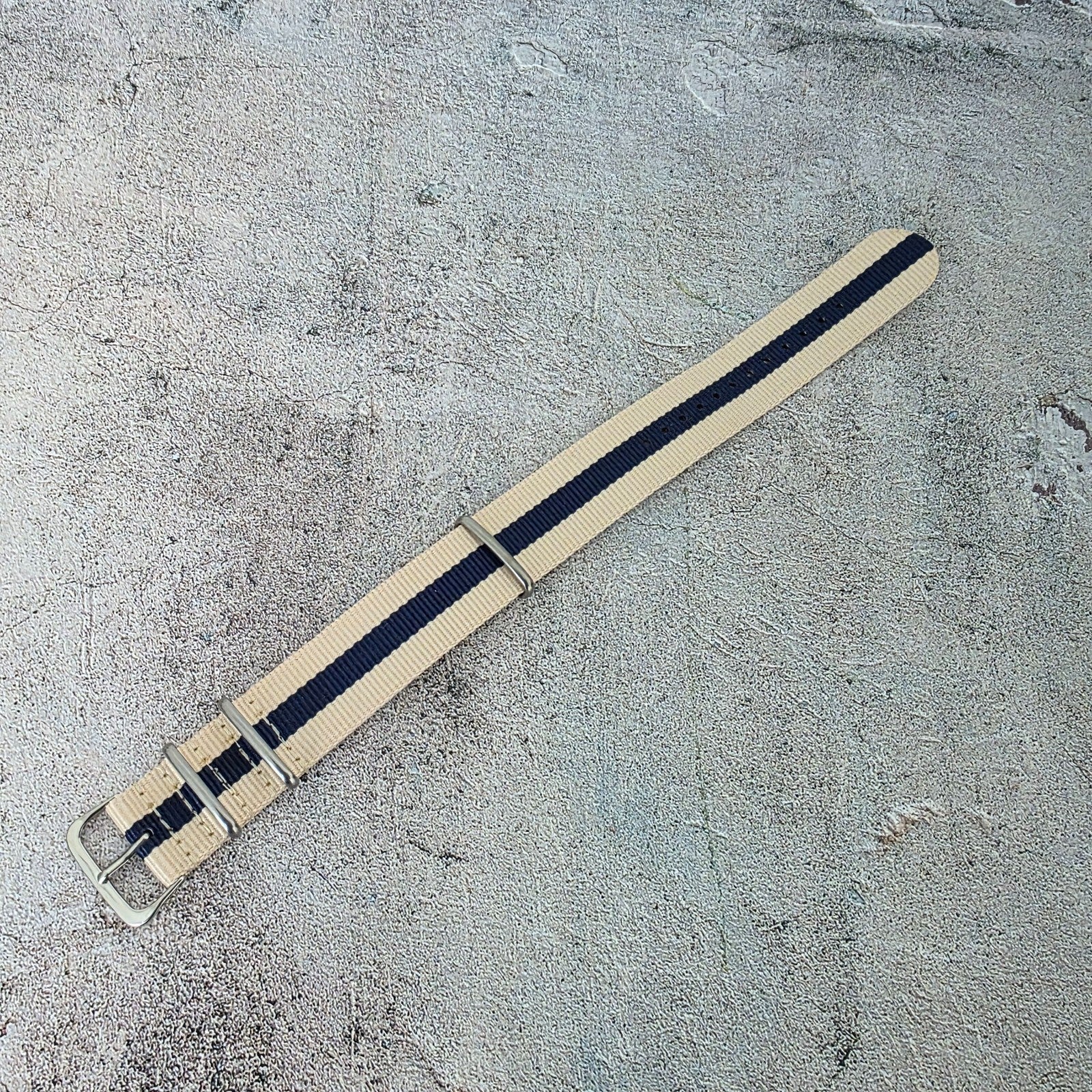 Nylon NATO Watch Strap Band One Piece G10 Military MOD Divers 22mm Khaki Blue UK - Wrist Envy