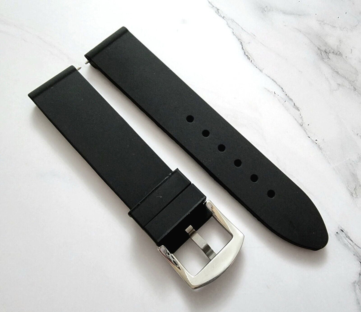 Tyre Tread Silicone Rubber Watch Strap Band 18mm 20mm 22mm 24mm Black With Pins - Wrist Envy