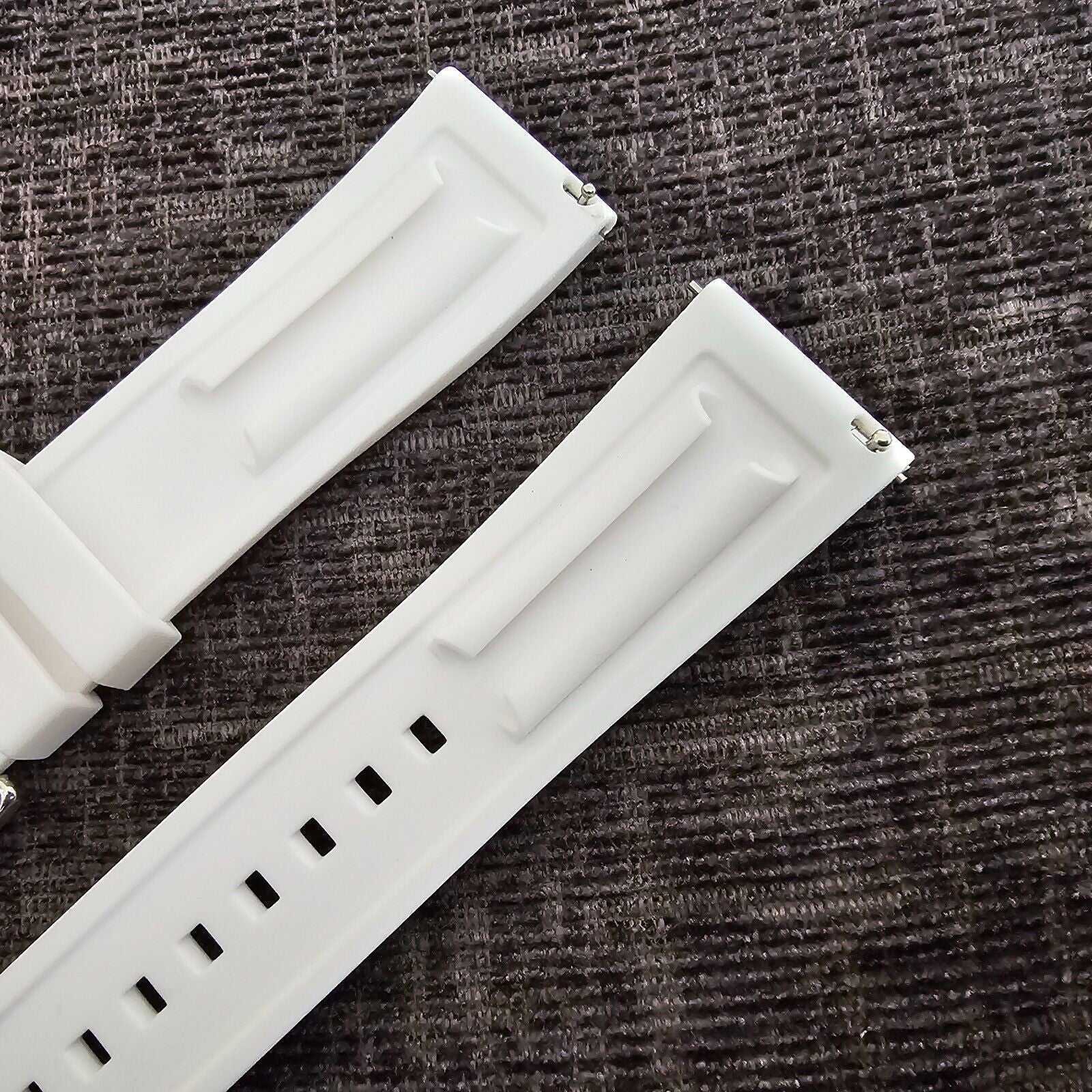 Watch Strap Band Silicone Rubber 22mm White Mens Divers Replacement Waterproof - Wrist Envy