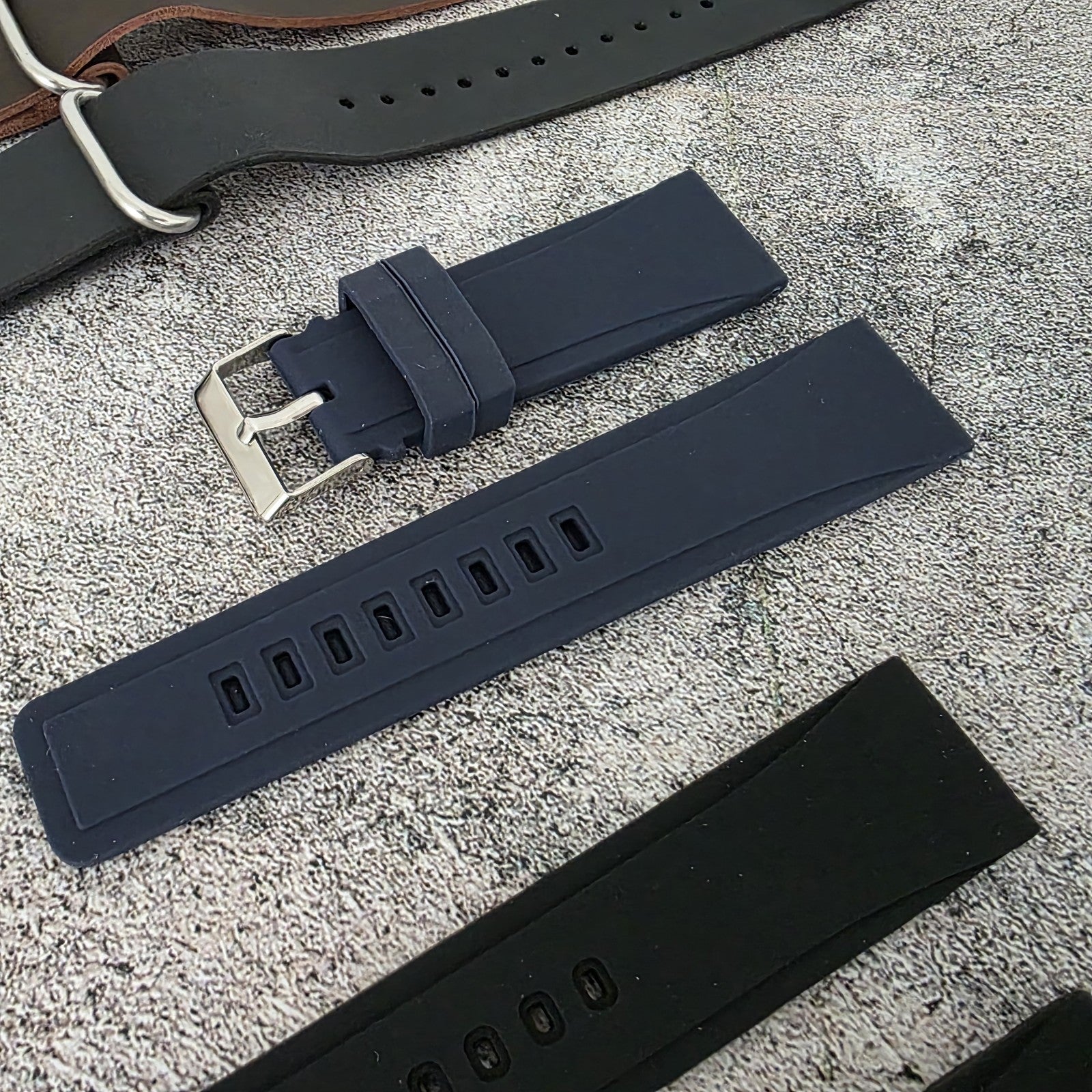 Watch Straps Job Lot Of 10 Canvas Leather Rubber 24mm Bands RRP £85 Two Piece UK - Wrist Envy